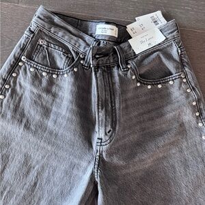 Abercrombie & Fitch Gray High Rise The Loose studded jeans. 26R
